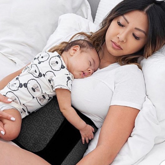 *Host Pick* Belly Bandit Original Postpartum Wrap - medium - Picture 2 of 11